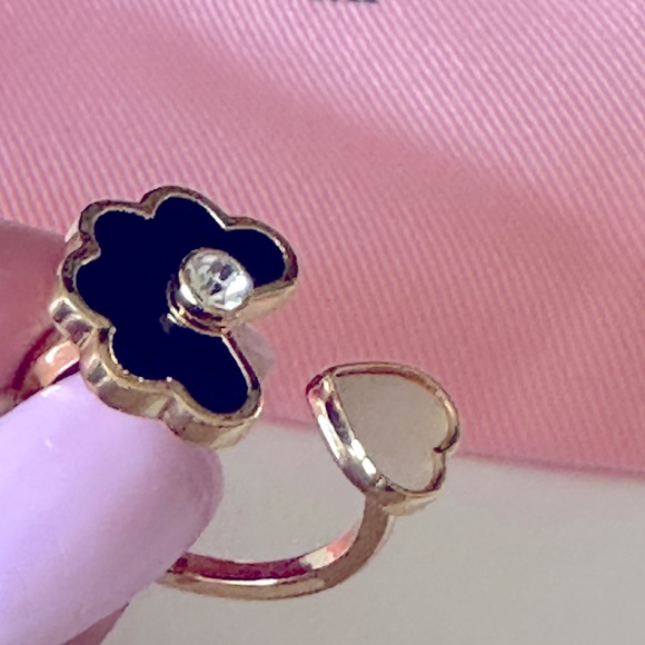 ♠️ KATE SPADE •NEW YORK •Heart Ring Cream/Clover. - Picture 2 of 7